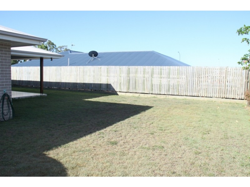 12 Liriope drive, Kirkwood QLD 4680