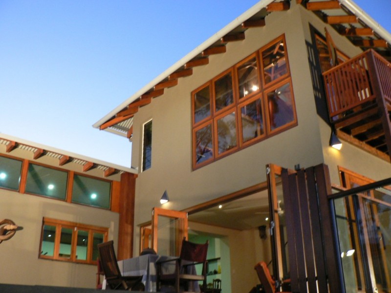18 Sayre Cres, Boyne Island QLD 4680