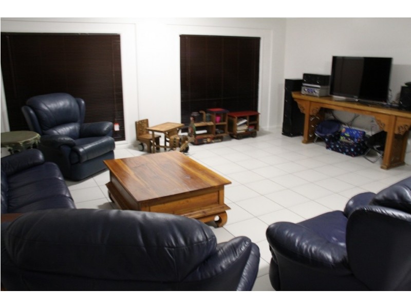 1 Ronald, Benaraby QLD 4680