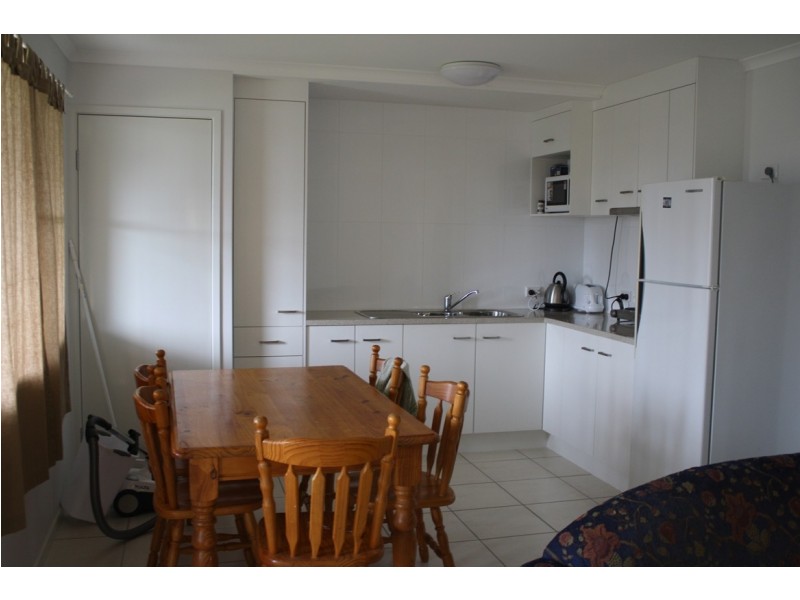 4 Garnet Street, Tannum Sands QLD 4680