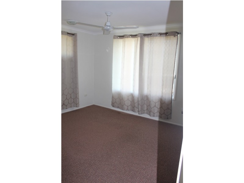 2/6 Drummond Court, Tannum Sands QLD 4680