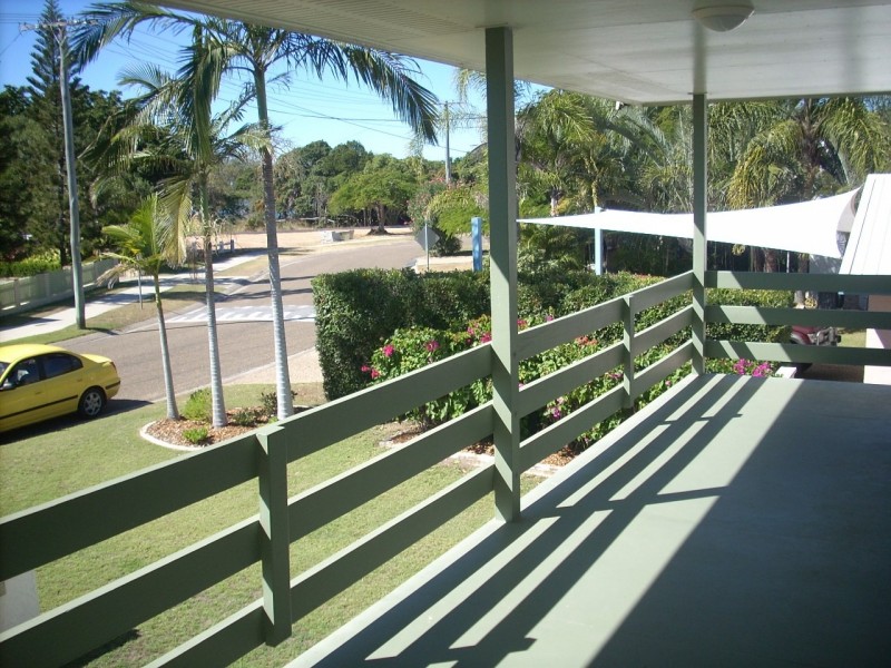 17 The Oaks Road, Tannum Sands QLD 4680