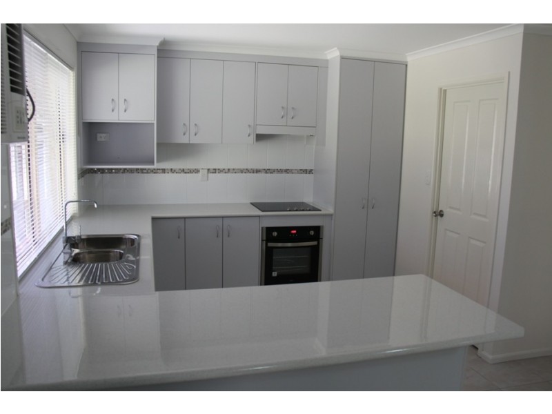 1/61 Langdon St, Tannum Sands QLD 4680