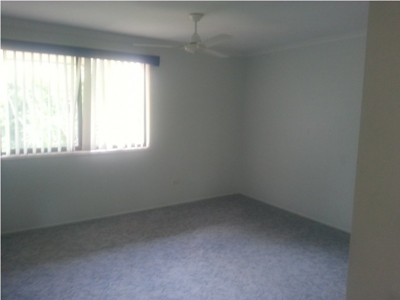 8 Charles cr, Tannum Sands QLD 4680