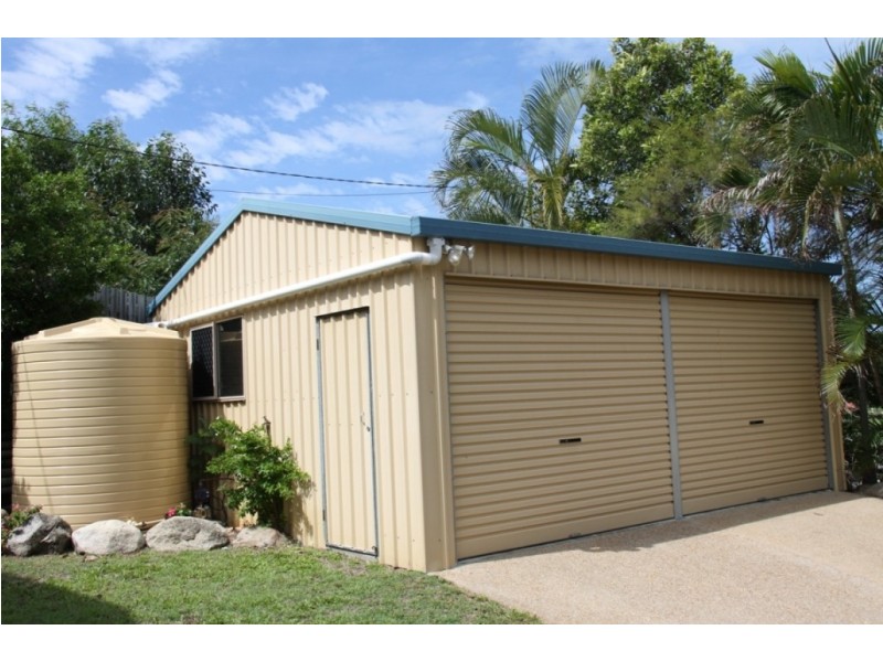 13 Katandra Street, Boyne Island QLD 4680