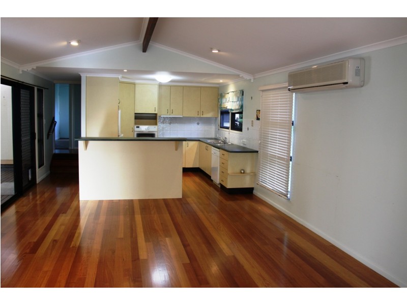 13 Katandra Street, Boyne Island QLD 4680
