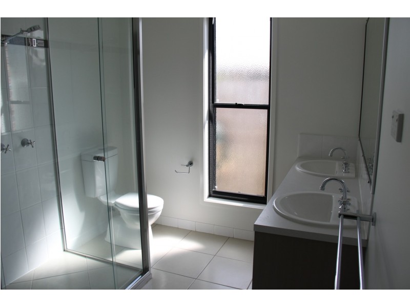 46 Bauhinia Street, Boyne Island QLD 4680