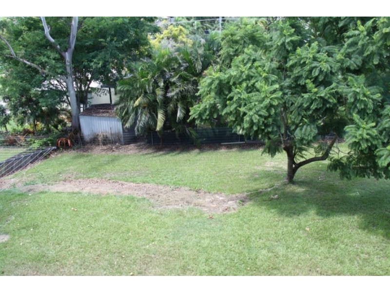 6 Chapple Court, Boyne Island QLD 4680
