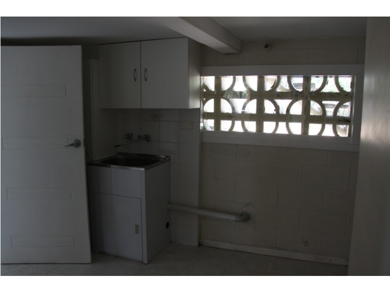 13 Yukana Street, Boyne Island QLD 4680