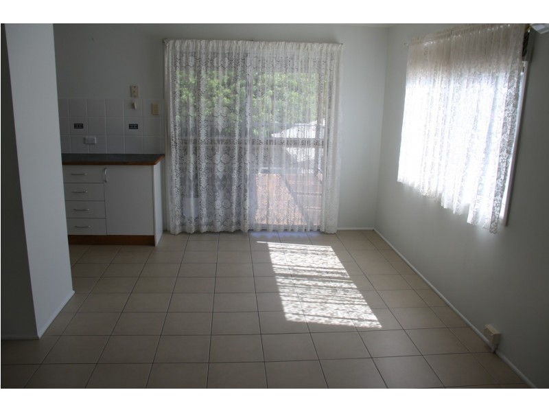 17 Polmaise Street, Boyne Island QLD 4680