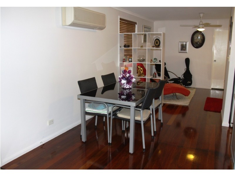 26 Amaroo Street, Boyne Island QLD 4680