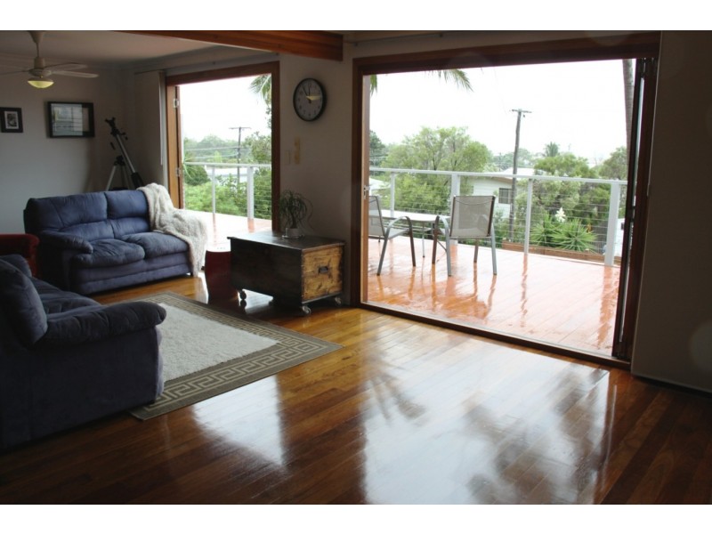 26 Amaroo Street, Boyne Island QLD 4680