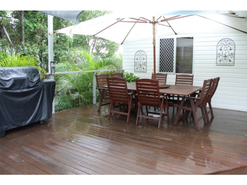 26 Amaroo Street, Boyne Island QLD 4680