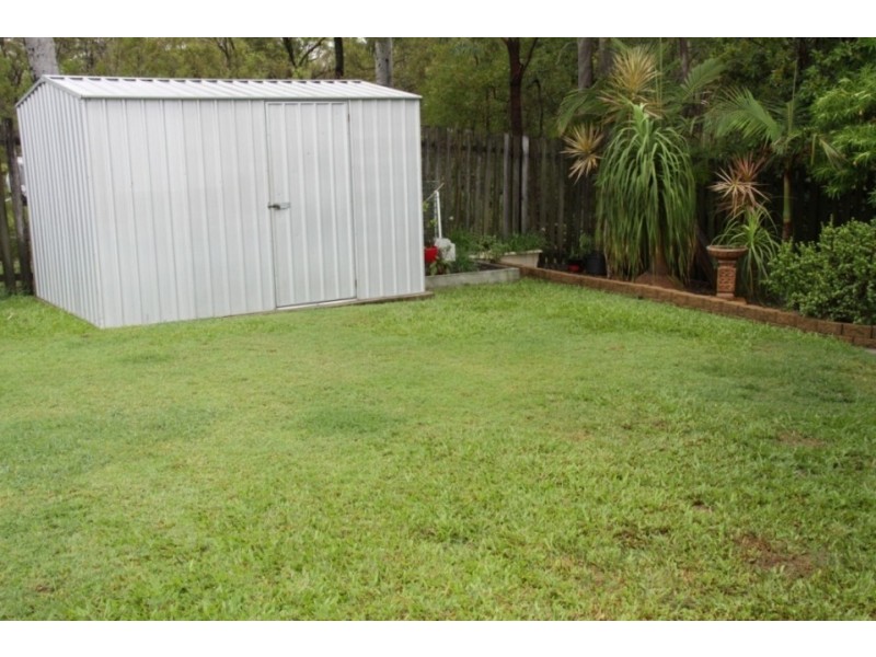 26 Amaroo Street, Boyne Island QLD 4680