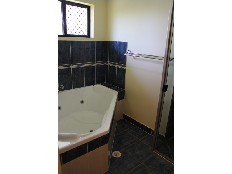 77 Hampton drive, Tannum Sands QLD 4680