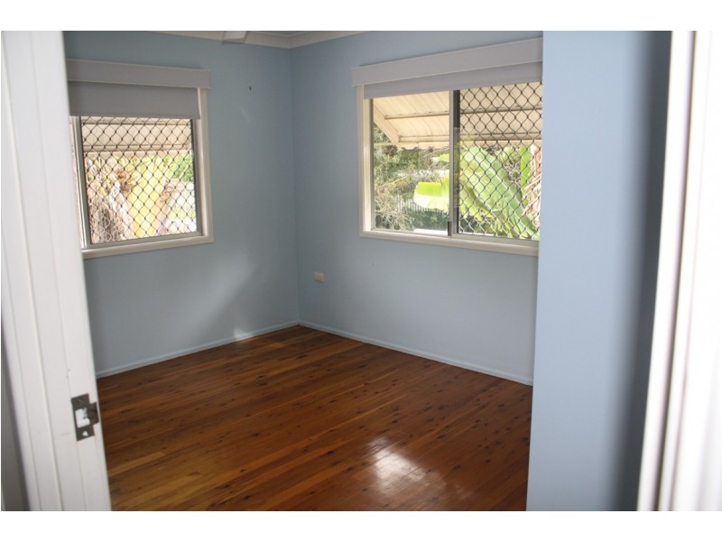 4 Yukana Street, Boyne Island QLD 4680