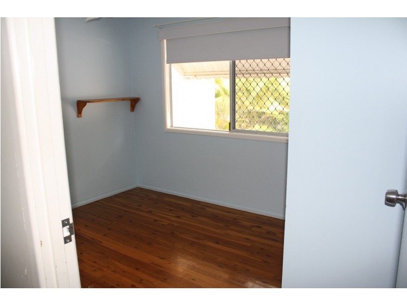 4 Yukana Street, Boyne Island QLD 4680