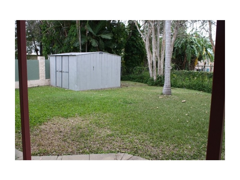 4 Yukana Street, Boyne Island QLD 4680