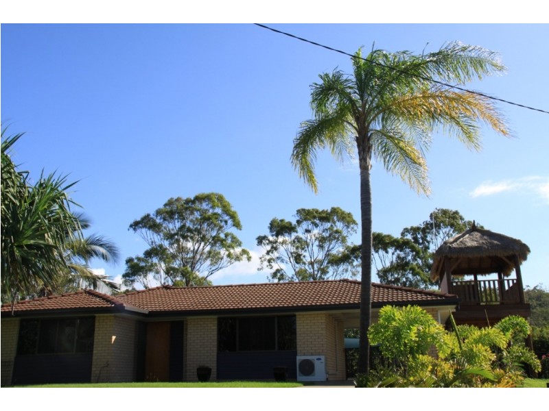 18 Chauvel Court, Boyne Island QLD 4680