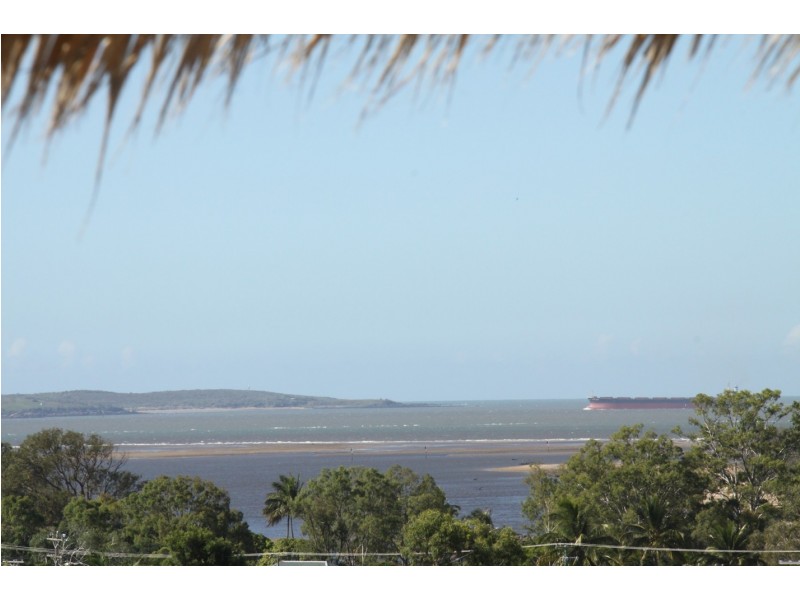 18 Chauvel Court, Boyne Island QLD 4680