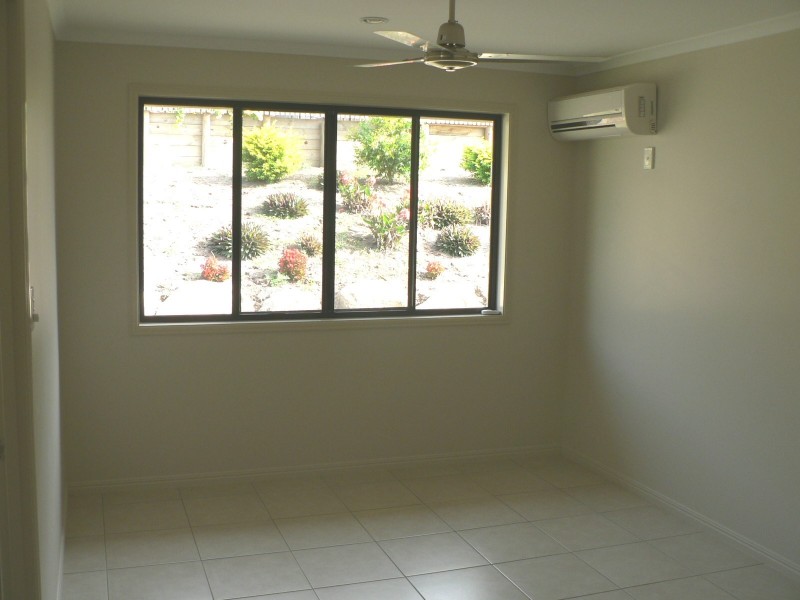 22 Lighthouse Drive, Boyne Island QLD 4680