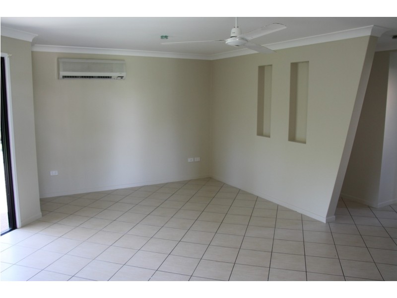 8 Pryde Street, Tannum Sands QLD 4680