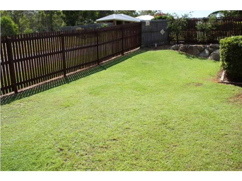 8 Pryde Street, Tannum Sands QLD 4680