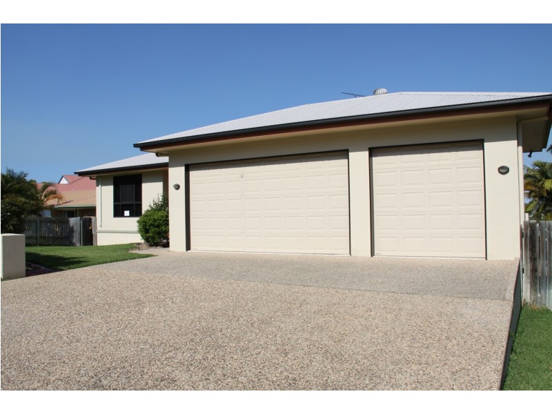 22 Jarrah Drive, Boyne Island QLD 4680