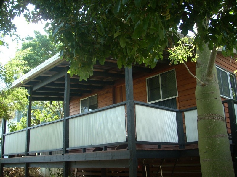 7 Beach Avenue, Tannum Sands QLD 4680