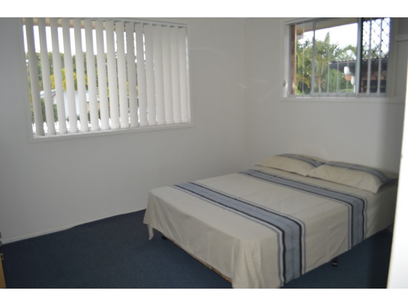 1/11 Madigan st, Tannum Sands QLD 4680