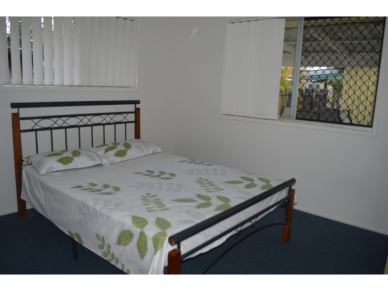 1/11 Madigan st, Tannum Sands QLD 4680