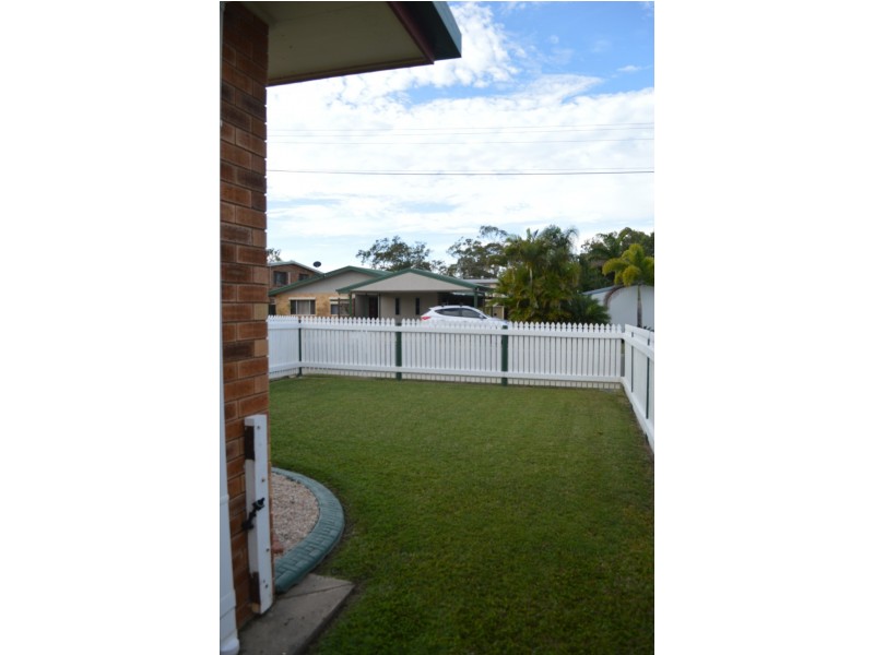 1/11 Madigan st, Tannum Sands QLD 4680