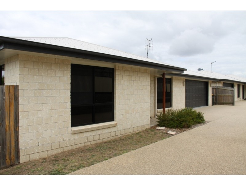 1/18 Bauhinia Street, Boyne Island QLD 4680