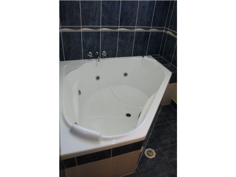 77 Hampton dr, Tannum Sands QLD 4680