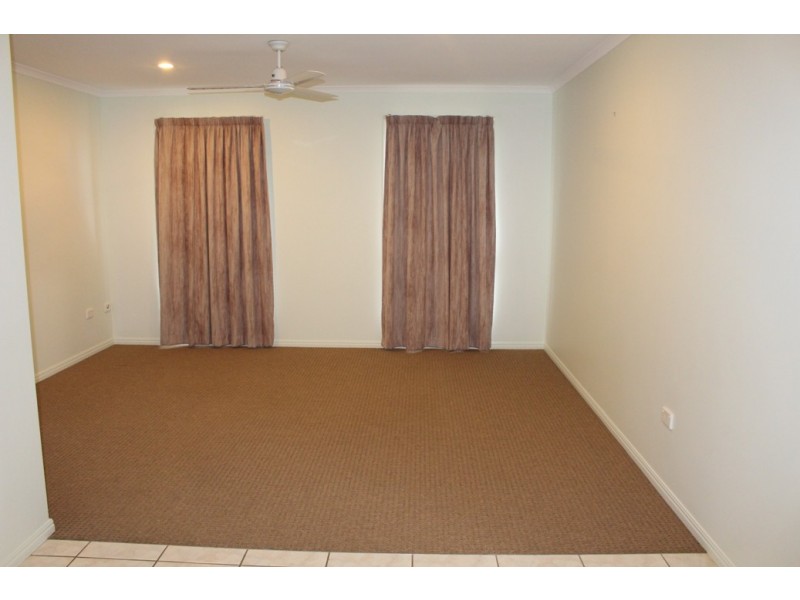 35 Pryde st, Tannum Sands QLD 4680