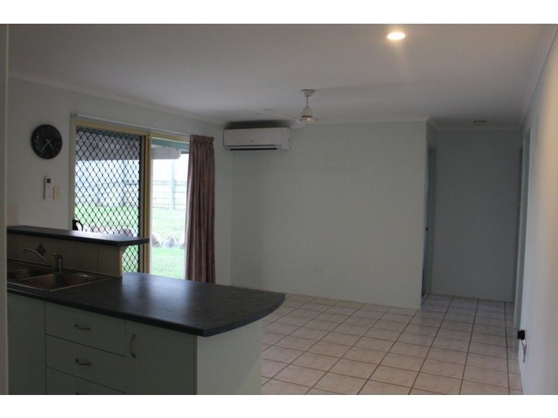 35 Pryde st, Tannum Sands QLD 4680