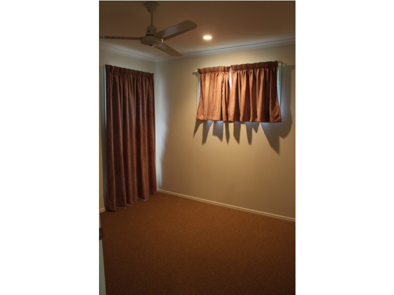 35 Pryde st, Tannum Sands QLD 4680