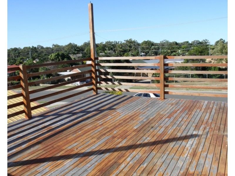 8 Amaroo Street, Boyne Island QLD 4680