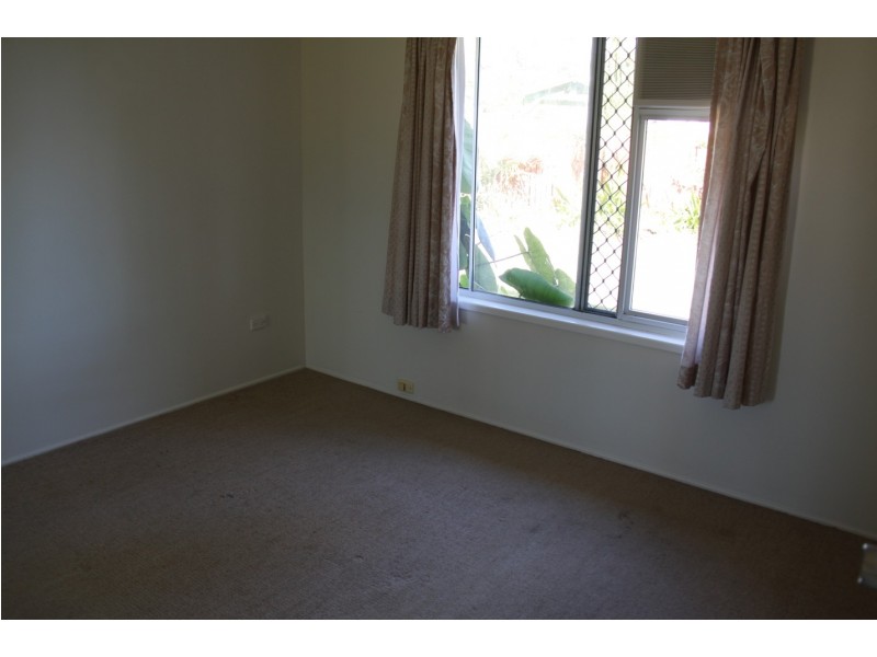 4 Pryde Street, Tannum Sands QLD 4680