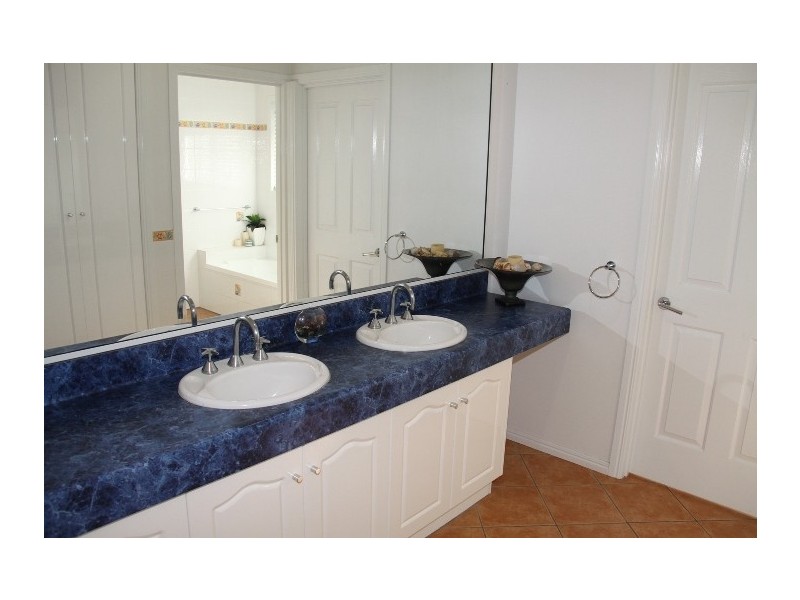 9 Diamond cr, Tannum Sands QLD 4680