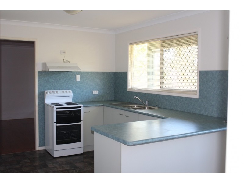 6 Chapple Court, Boyne Island QLD 4680