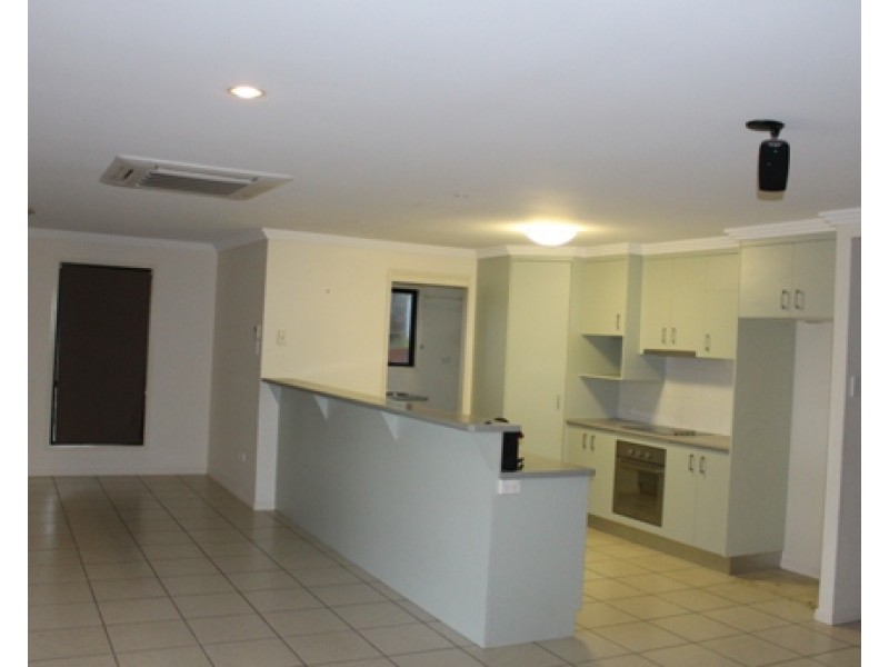 12 Bauhinia Street, Boyne Island QLD 4680