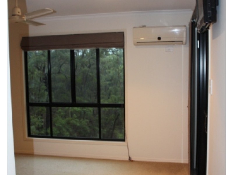12 Bauhinia Street, Boyne Island QLD 4680
