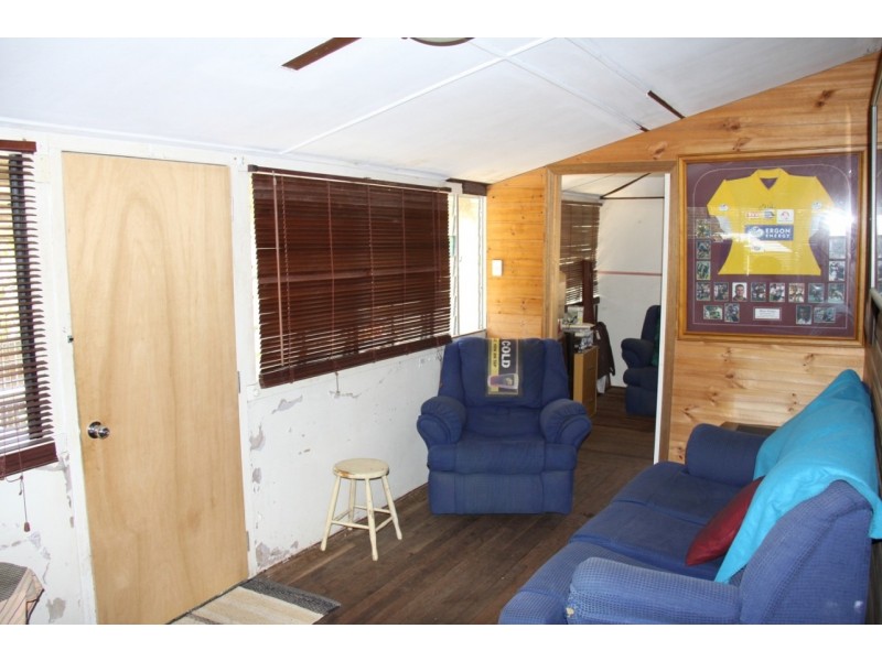 4 Coral Street, Tannum Sands QLD 4680