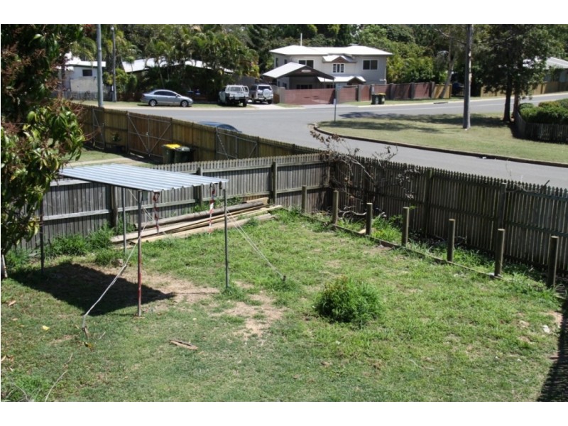 4 Coral Street, Tannum Sands QLD 4680