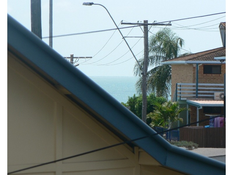 2/6 Beach Avenue, Tannum Sands QLD 4680