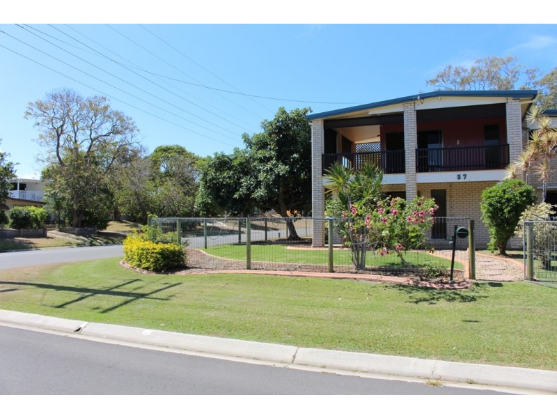 37 Tarcoola Drive, Boyne Island QLD 4680