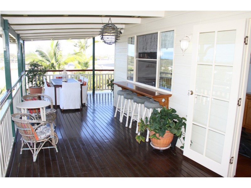 12 Chauvel Court, Boyne Island QLD 4680