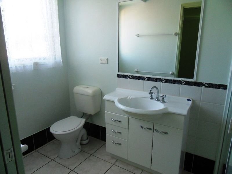 12 Latrobe Street, Tannum Sands QLD 4680