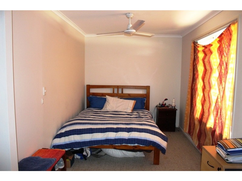7 chauvel, Boyne Island QLD 4680